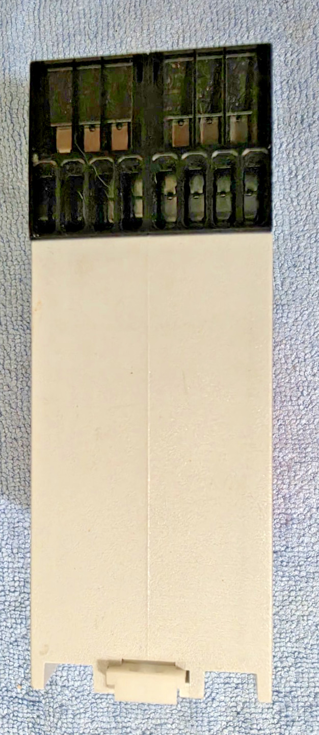 Banner Engineering ES-UA-5A Safety Relay, E-Stop Module, Output 6A, 66091, ES-UA