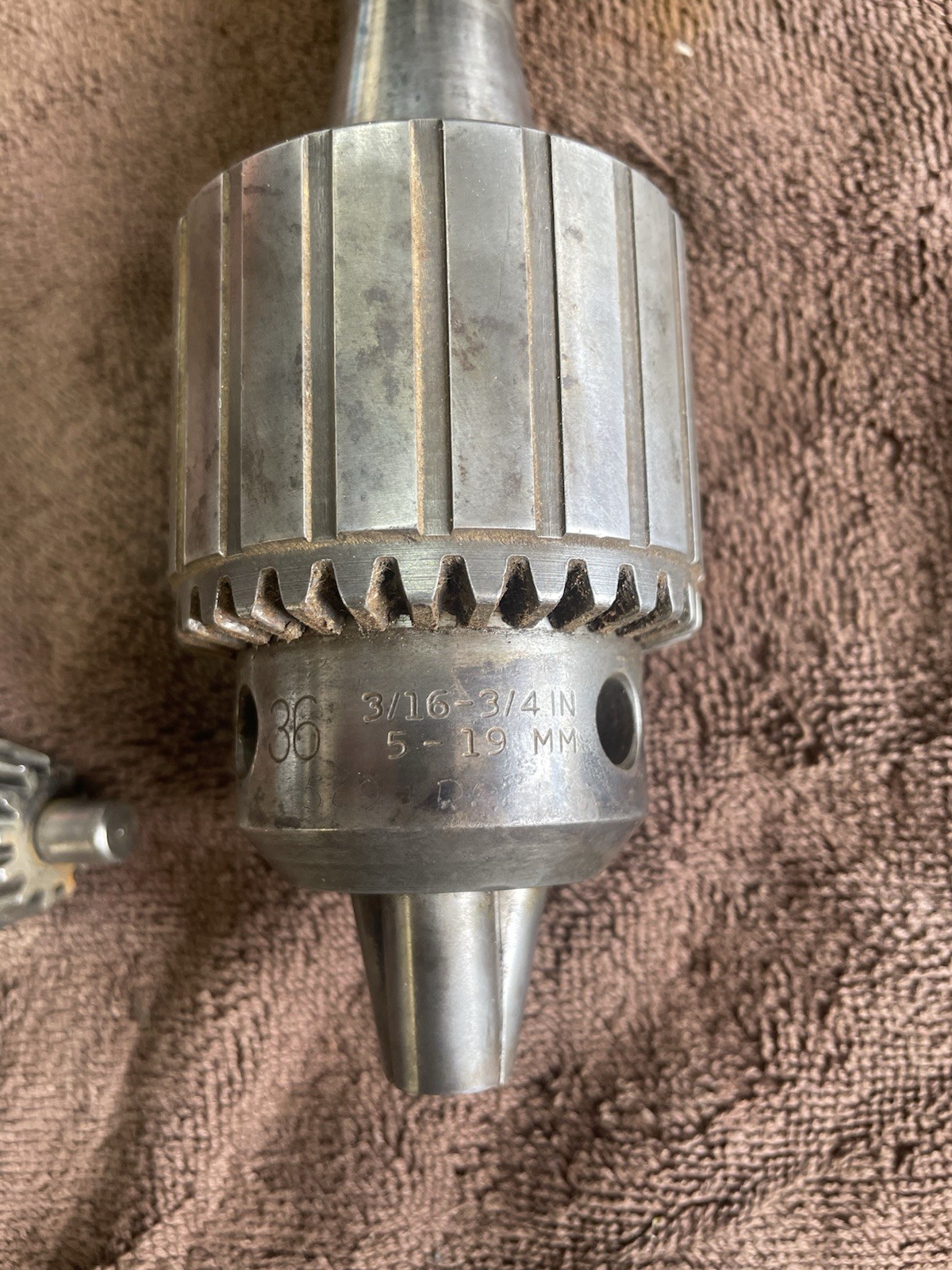 Jacobs USA 36 3/16-3/4″ Drill Chuck R8 Arbor 4 Key Machinist Tool