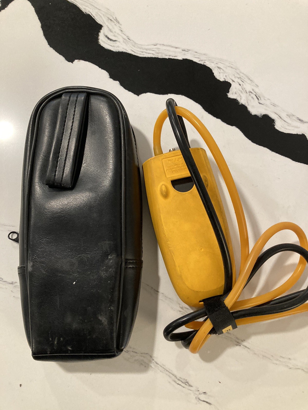 Fluke 922 Airflow Meter/Micromanometer Air Pressure Velocity Volume Temperature