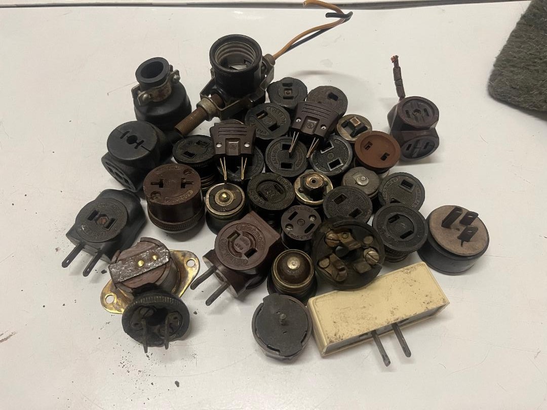 Lot of 29 Vintage Bakelite Electrical Screw in Plug Adapters