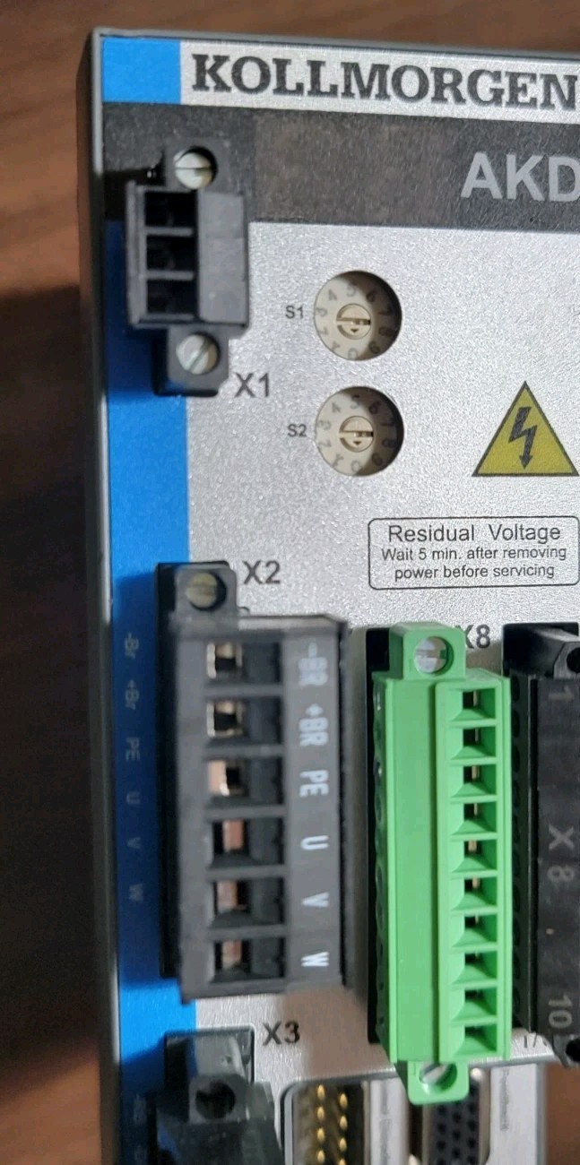 KOLLMORGEN Servo Motor Controller AKD-P00606-NBAN-0069 AC Servo Driver Tested