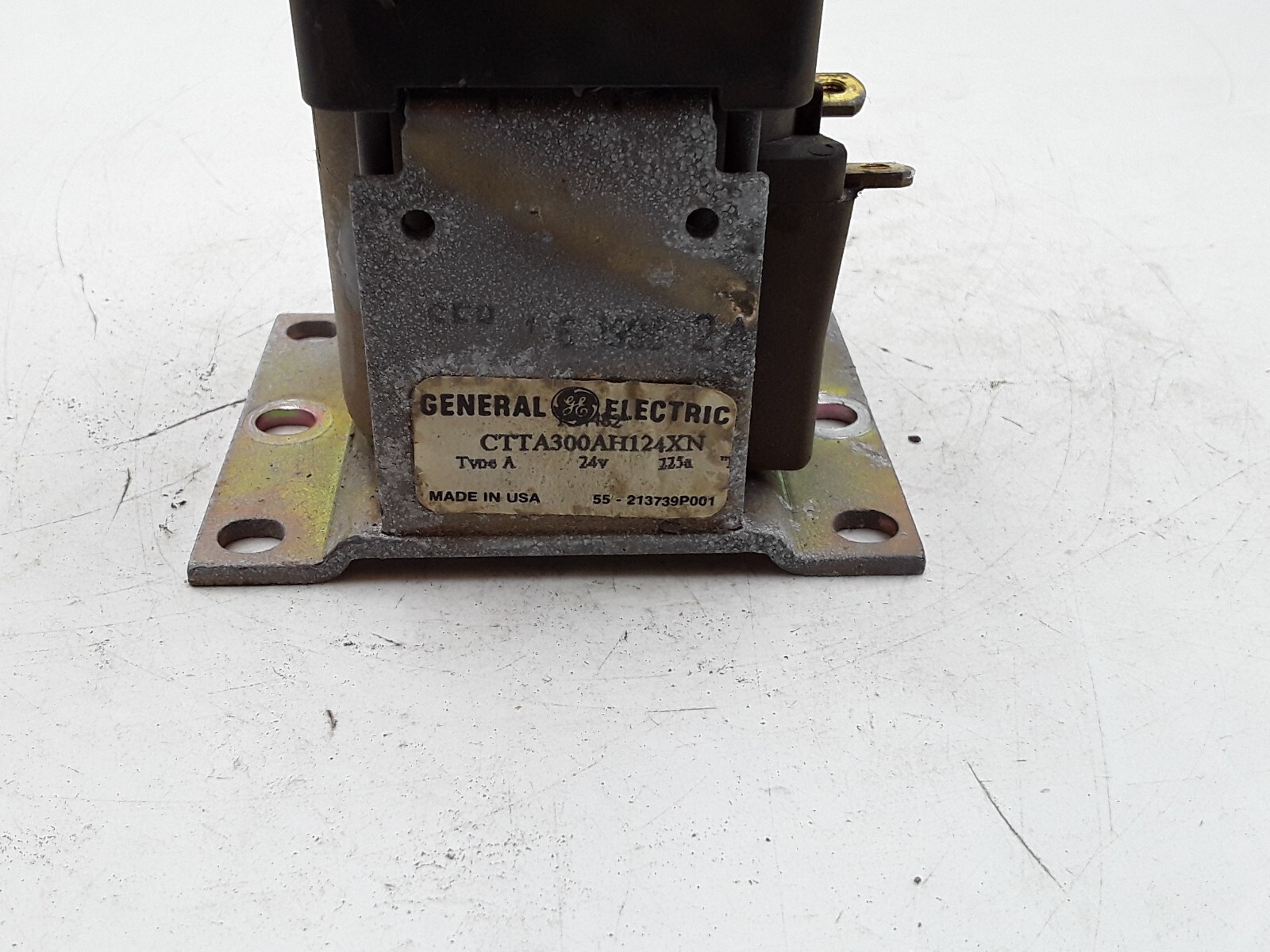 General Electric CTTA300AH124XN 24V 225A