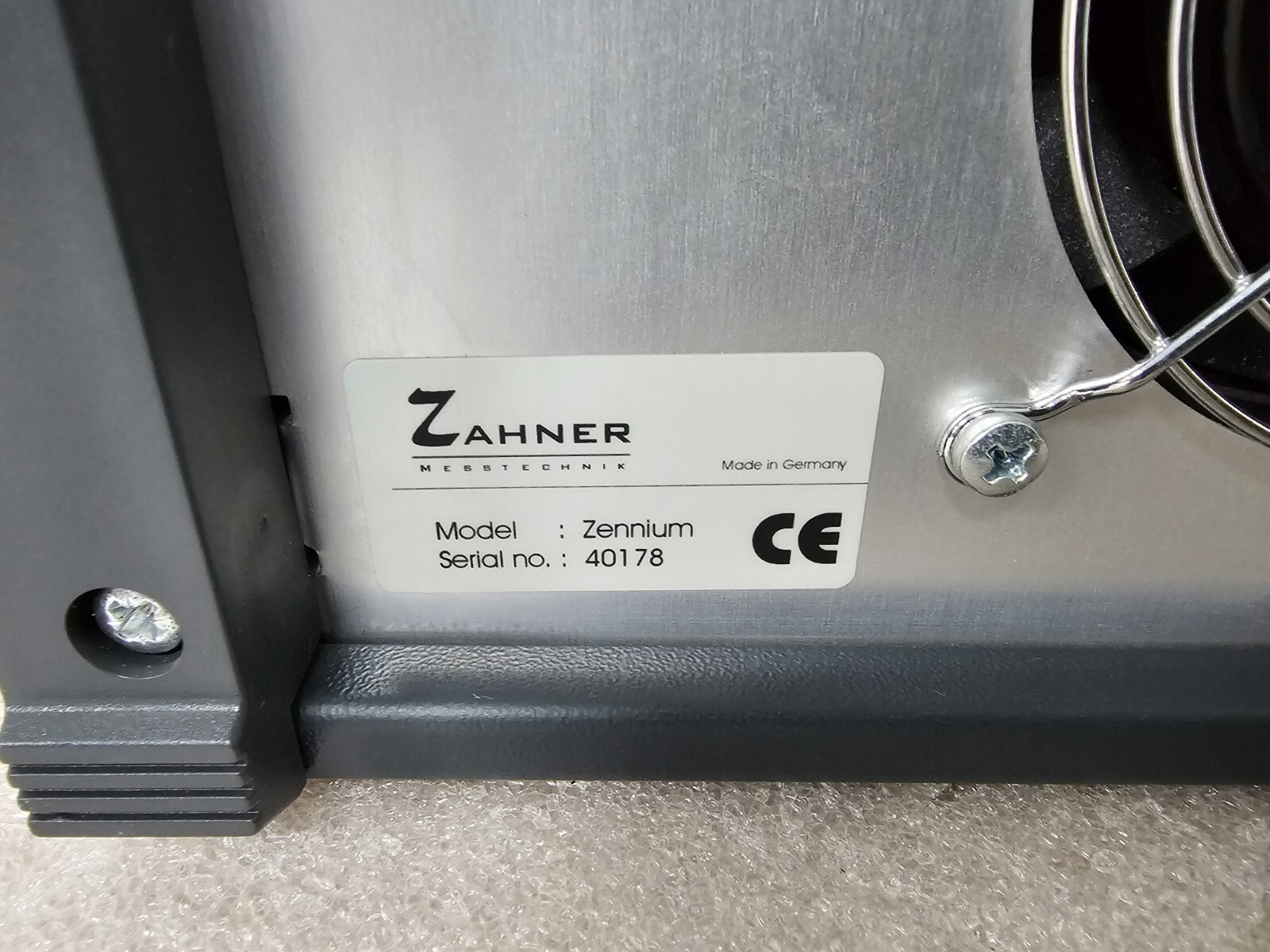 ZAHNER ZENNIUM Electrochemical Workstation , EPC42 & XPOT Potentiostat
