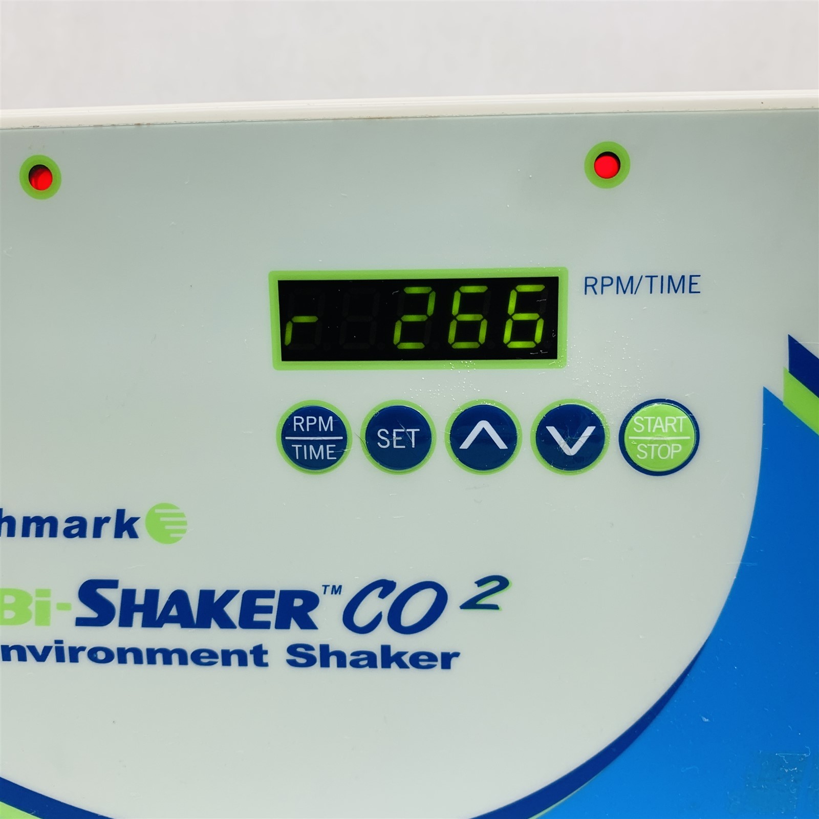 Benchmark Orbi-Shaker CO2 Incubator Shaker Platform w/Remote Controller Module
