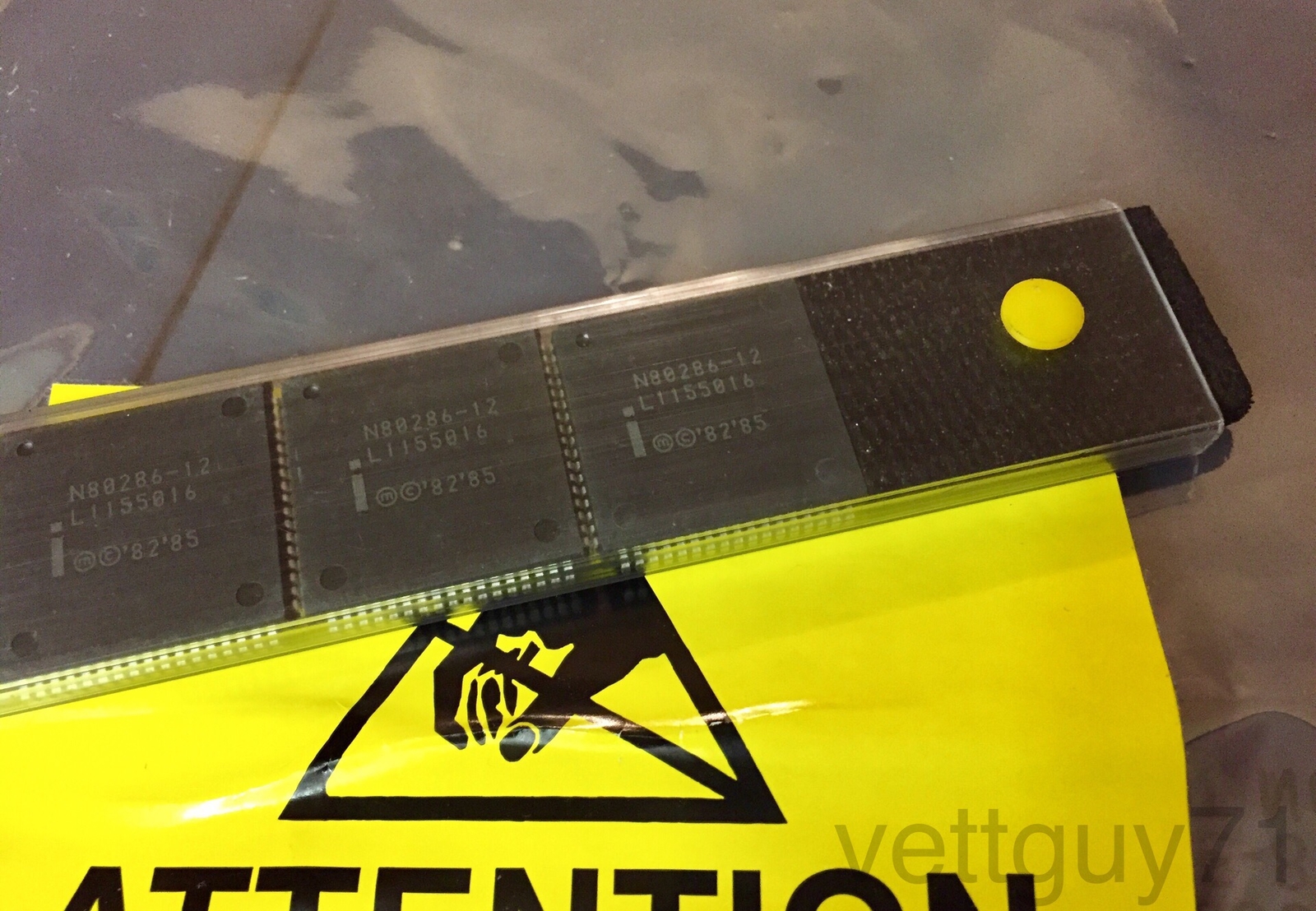 Genuine Original Intel N80286-12 16-bit CPU, PLCC68, 12.5MHz, 286, x86 processor