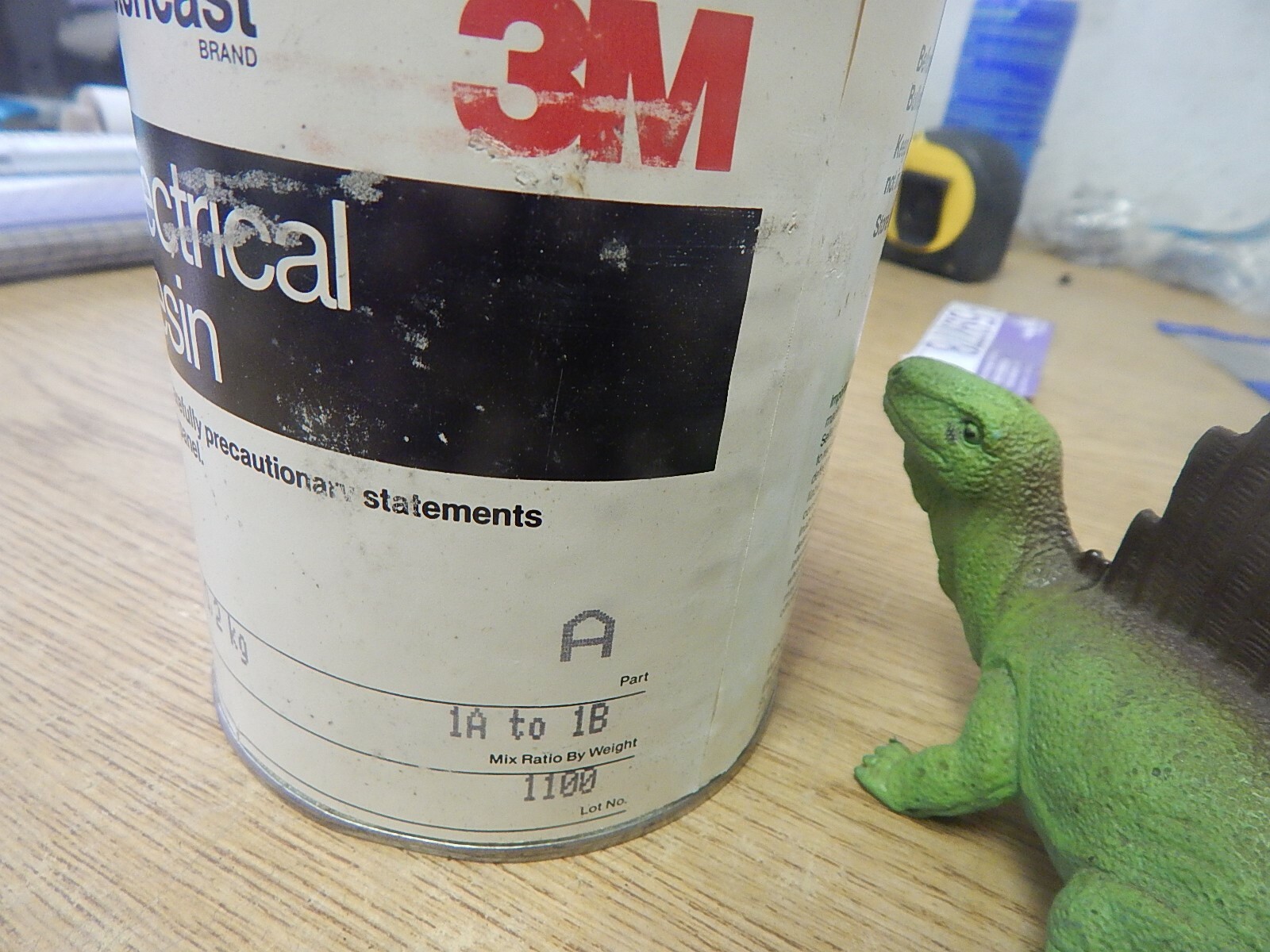 NEW 3M Scotchcast CD/AA 1100 Electrical Resin 5lb 0.2Kg 10 1A to 1B