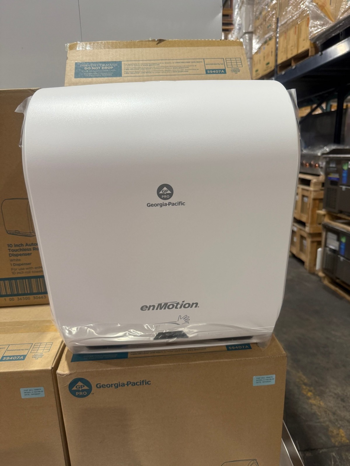 NEW GEORGIA PACIFIC 59407A MOTION-ACTIVATED PAPER TOWL DISPENSER
