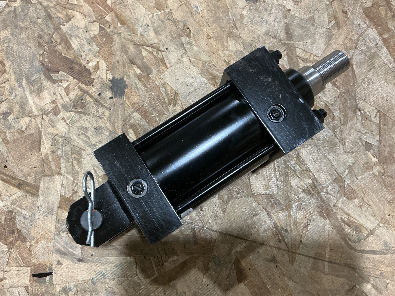 New Norgren EJ1255B1-3.25X5.000-AL-PS Pneumatic Cylinder Pmax: 250PSI – No Box