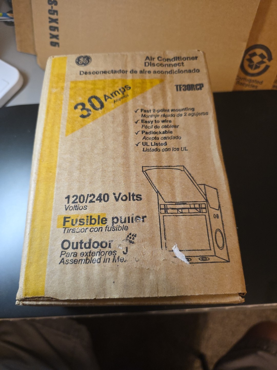 GE AC Disconnect Outdoor Switch 30A 120/240V TF30RCP