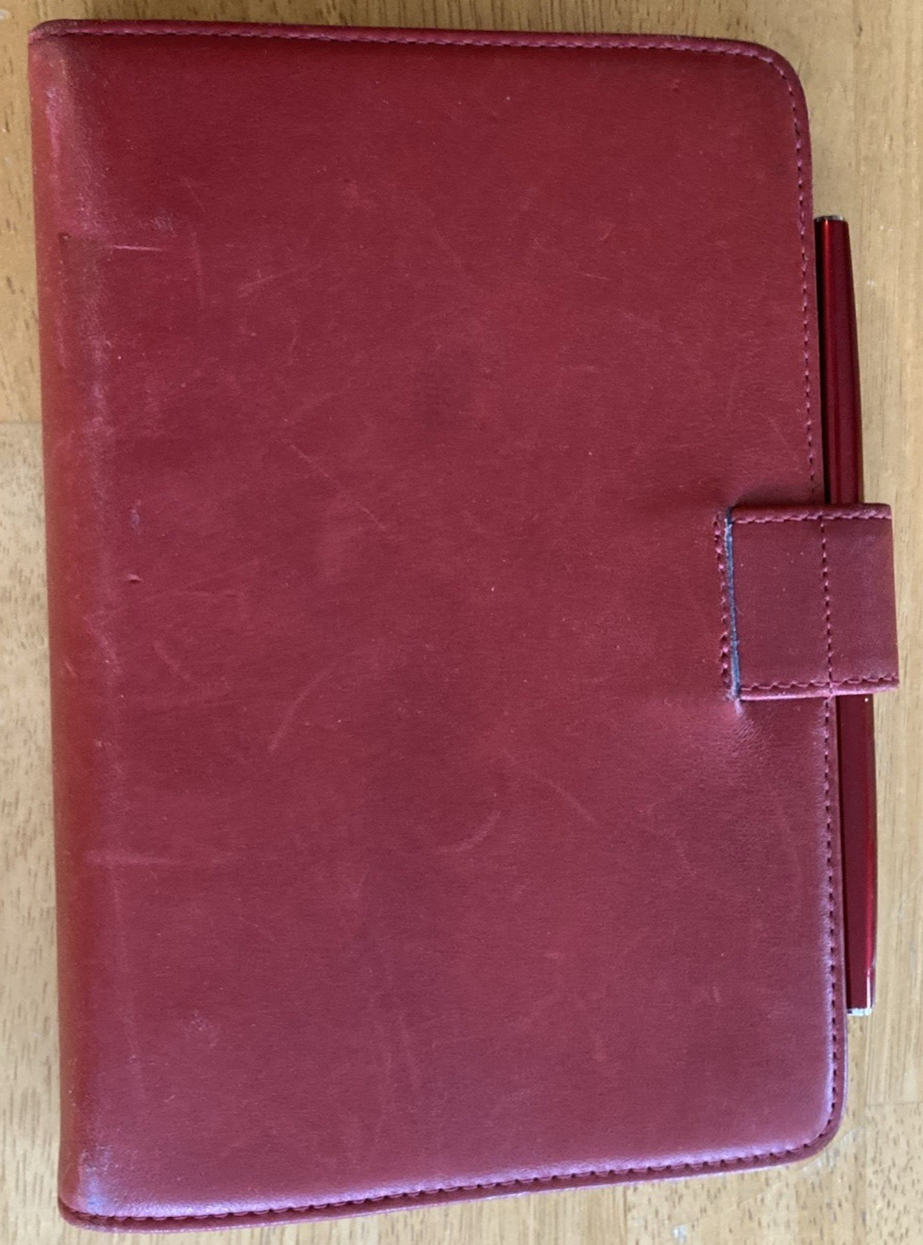 Vintage Filofax Leather Organizer Red USA 1996 from Luttmann’s Luggage 6-ring