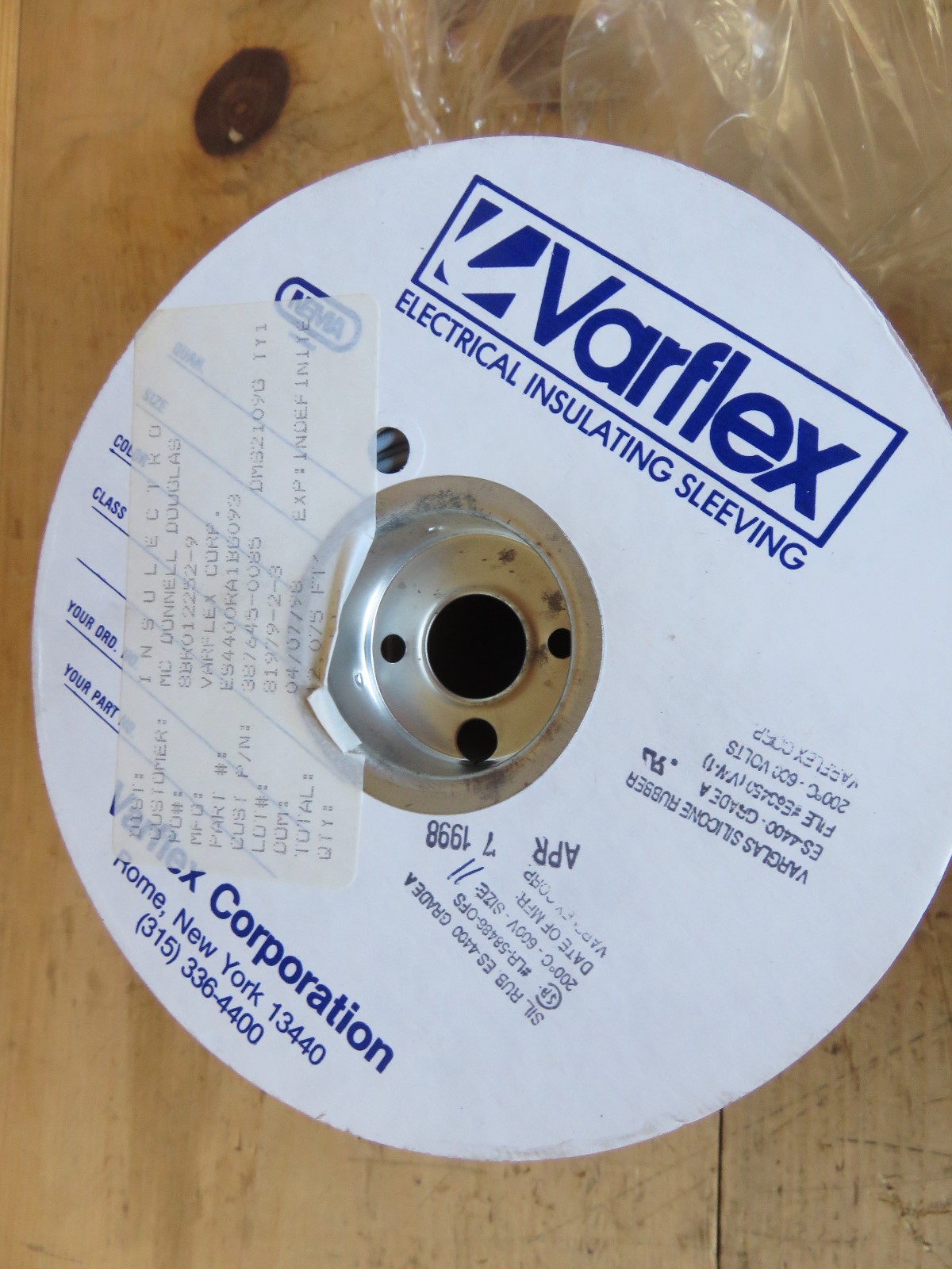 3/32″ Varflex Electrical Insulating Sleeving 500′ Roll (#621-A-1)