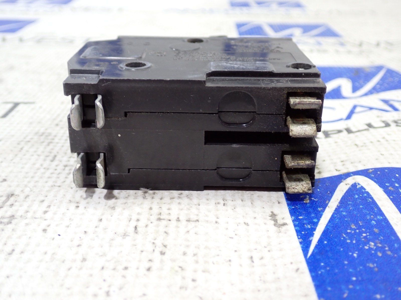 Square D QO260 2 Pole 60 Amp 120/240 Volt 10kA Type QO Plug On Circuit Breaker