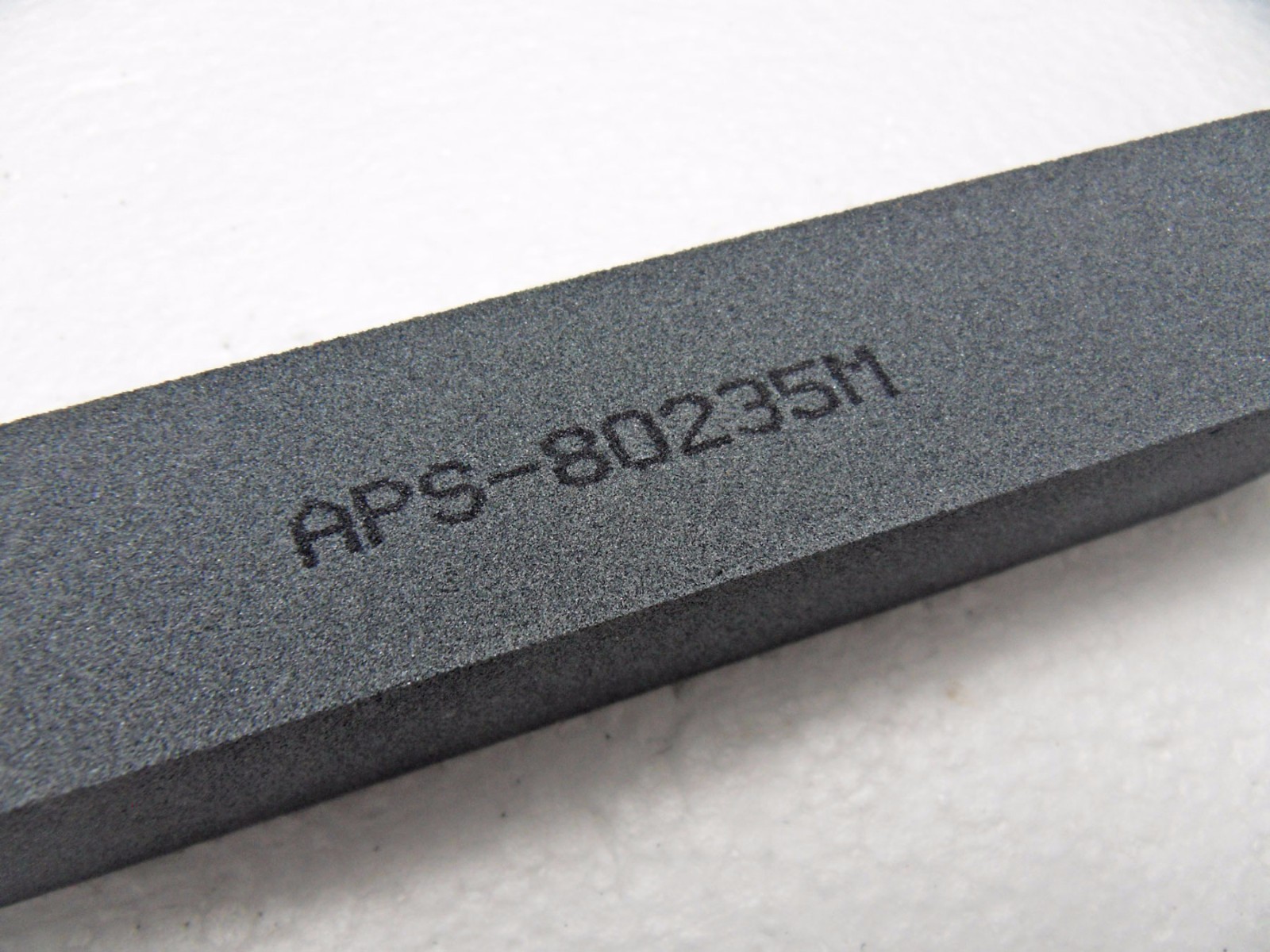 New APS-80235M Pro-Grade 1″x1″x6″ Silicone Carbide Moldmaker’s Stone Free Ship