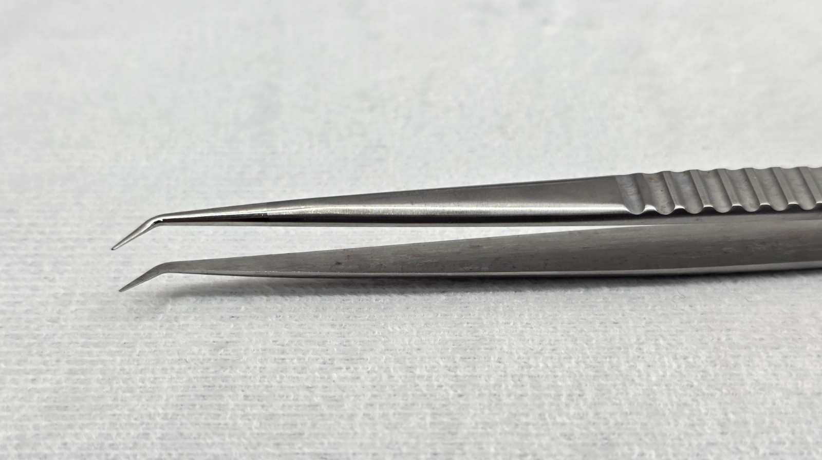 ASSI JFAL-3-18D Micro Dilating Forceps, 45 Degree Angled Tip, 0.3mm