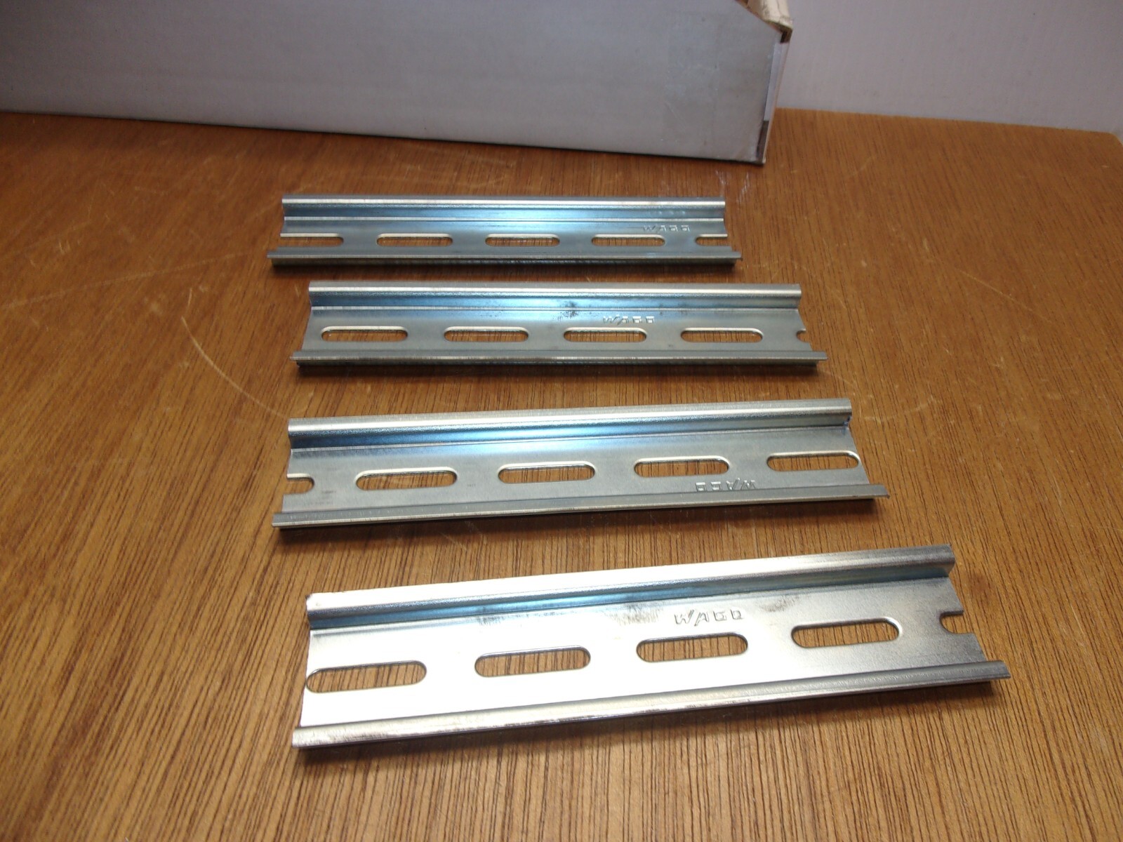 (Qty.4) Wago 6″ DIN Mounting Slotted Carrier Rail 35 X 7.5 MM Zinc Plated Steel
