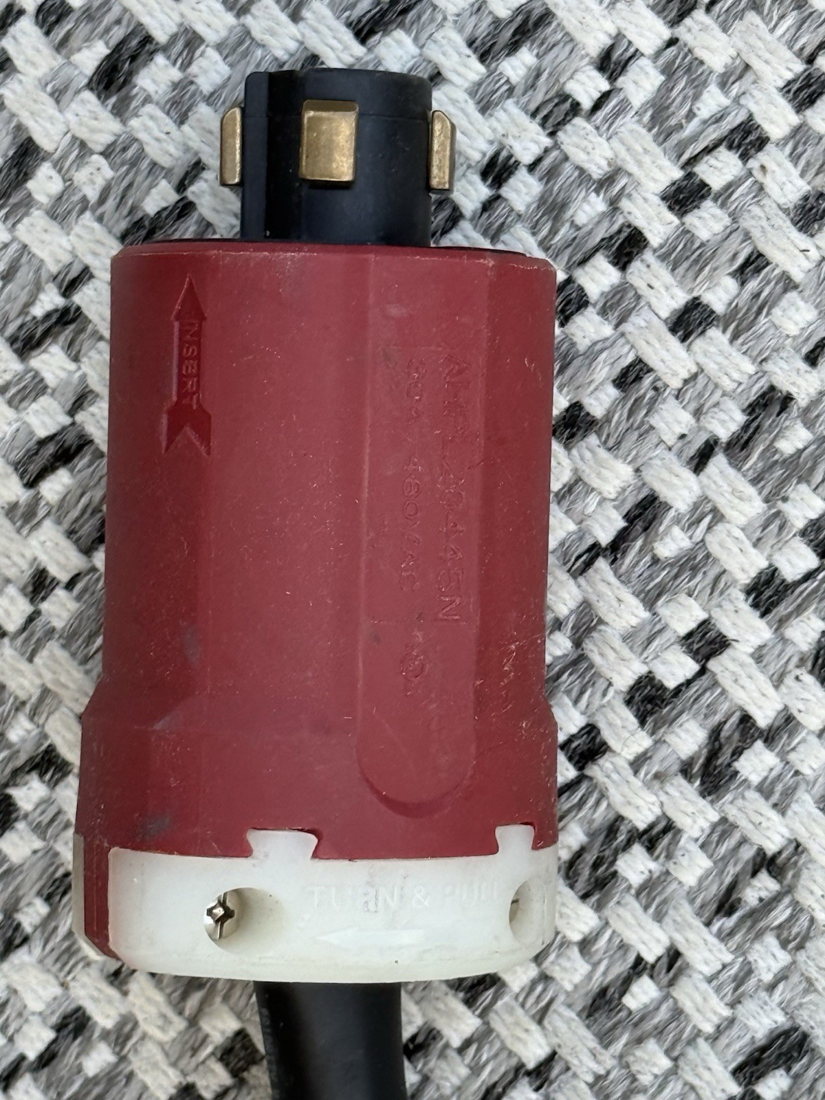 Eaton AHPL20445N 30A 480VAC CONNECTED TO Hubbell HBL273330A 3Ø 480VAC