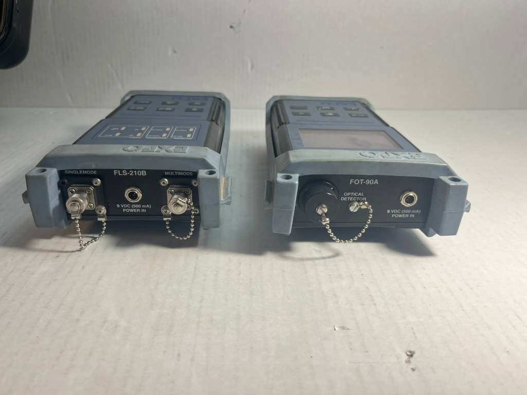 EXFO FOT-90A, FLS-210B Fiberoptic Power Meter Optical Power Test Set S-4358/G