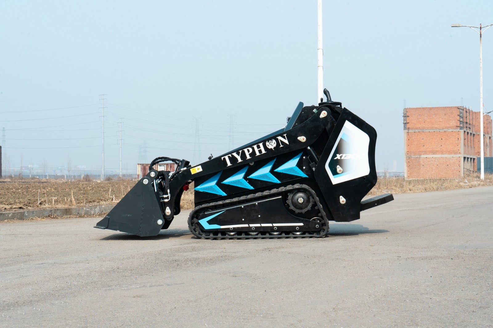 4-In-1 Combo Mini Skid Steer Bucket attachment for TYPHON STOMP X1300 &STOMP 509