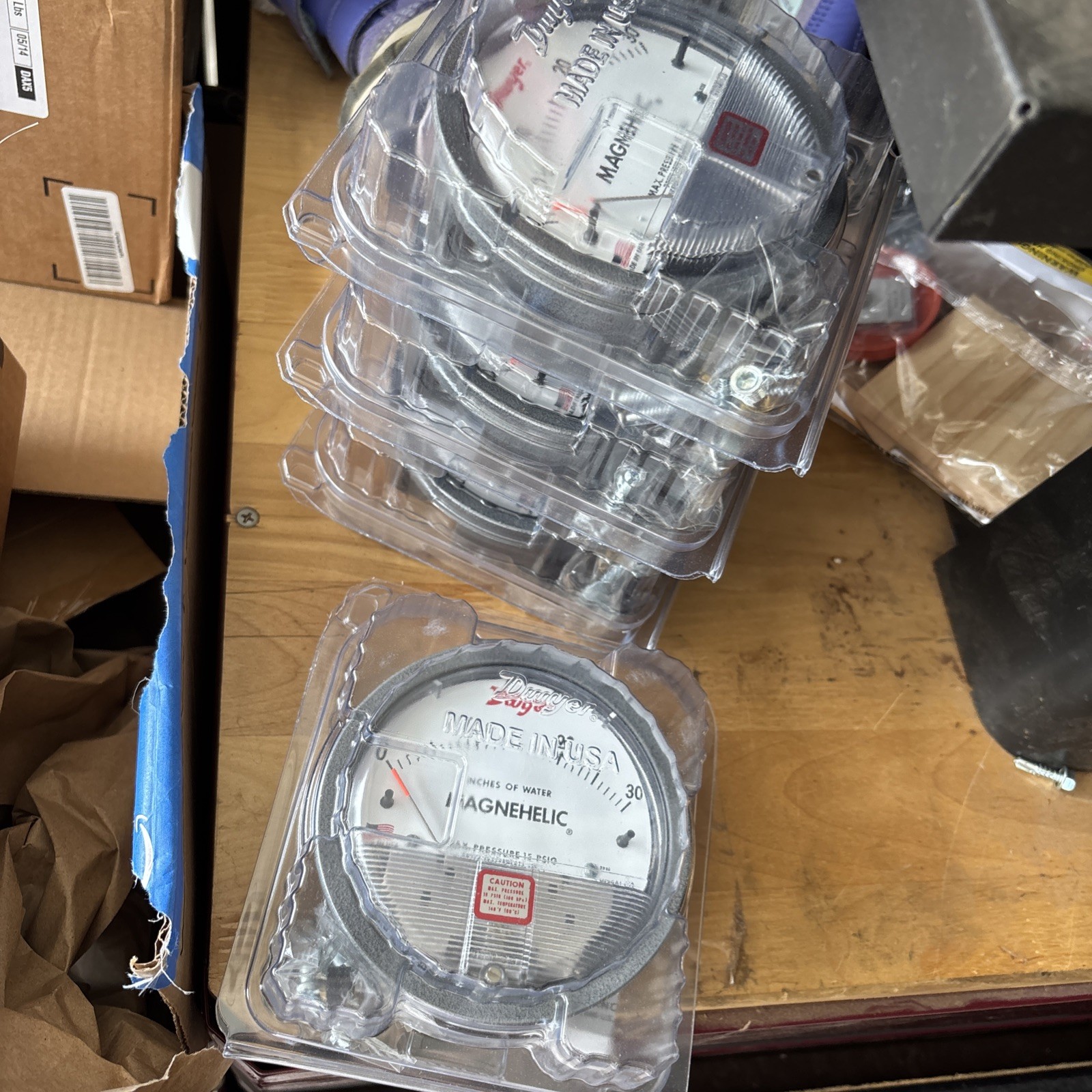 Dwyer 2030 Magnehelic Differential Pressure Gauge (0-30″w.c.)