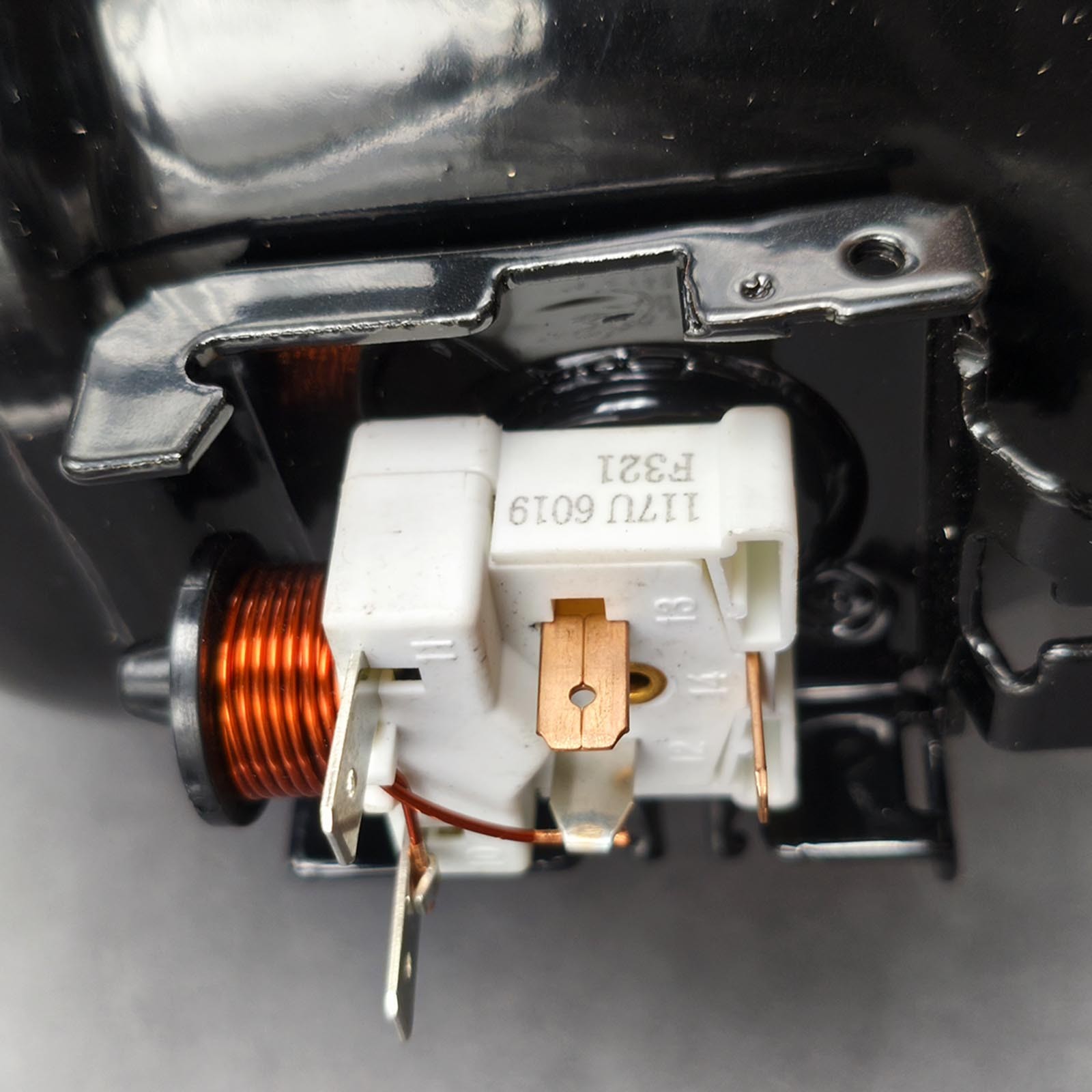 New 230V 60Hz 50Hz Compressor Secop 105G6879 NL8.4MF 105G7802