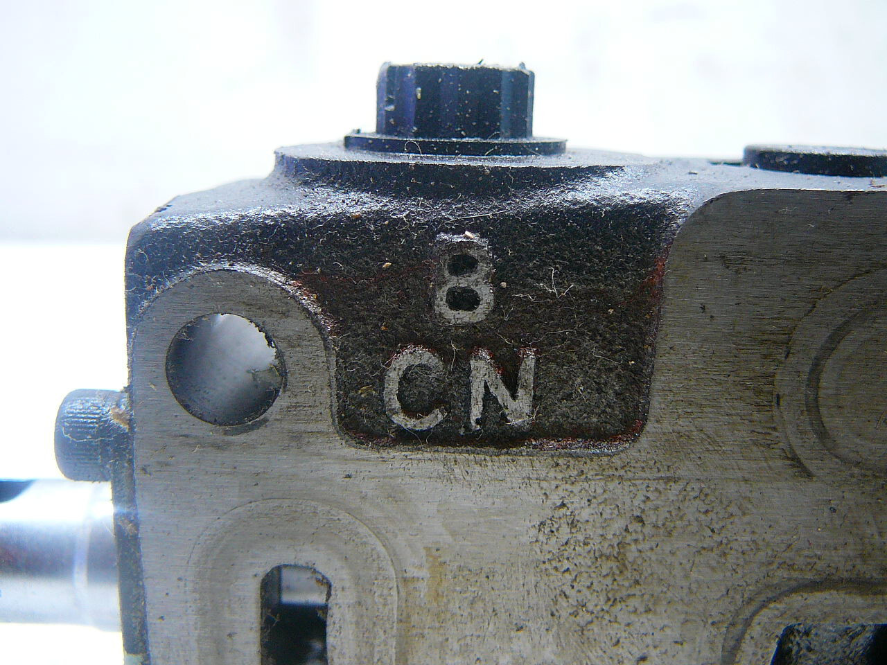 PARKER SINGLE SPOOL HYDRAULIC CONTROL VALVE A 9110, B 1200, A HYZ2 B CN