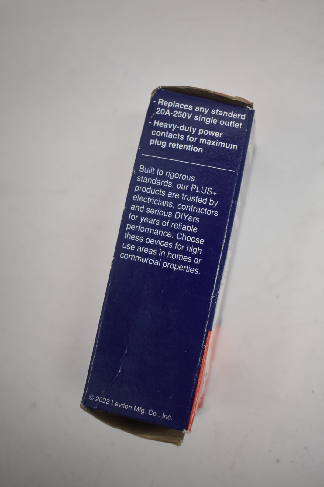 Leviton White 2 Pole 3 Wire Self Grounding 20A Single Outlet S12-5821-WS
