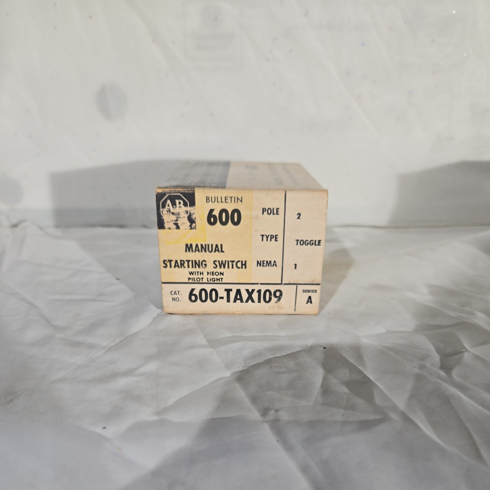 Allen-Bradley 600-TAX109 Series A Manual Motor Starter NOS New in Box Surplus