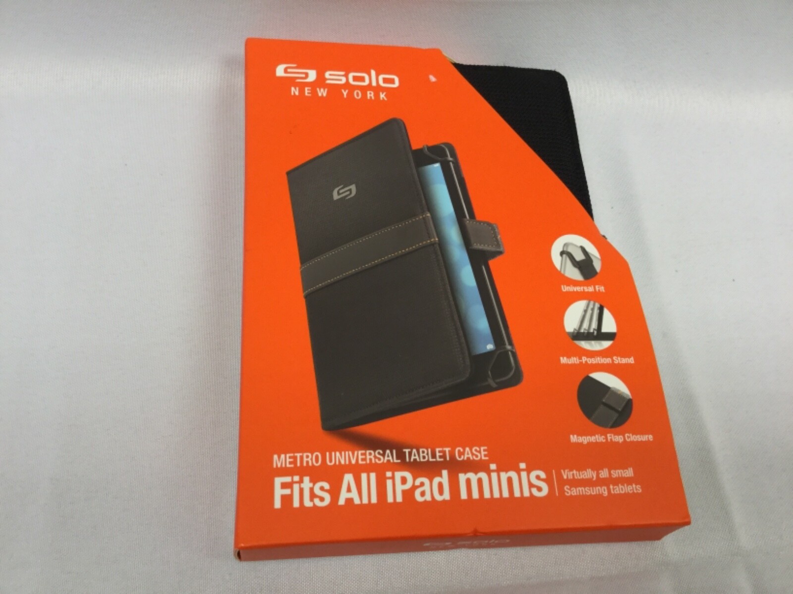 Solo Urban Universal Fit Tablet/eReader Booklet, 5.5″ to 8.5″, Black/Orange