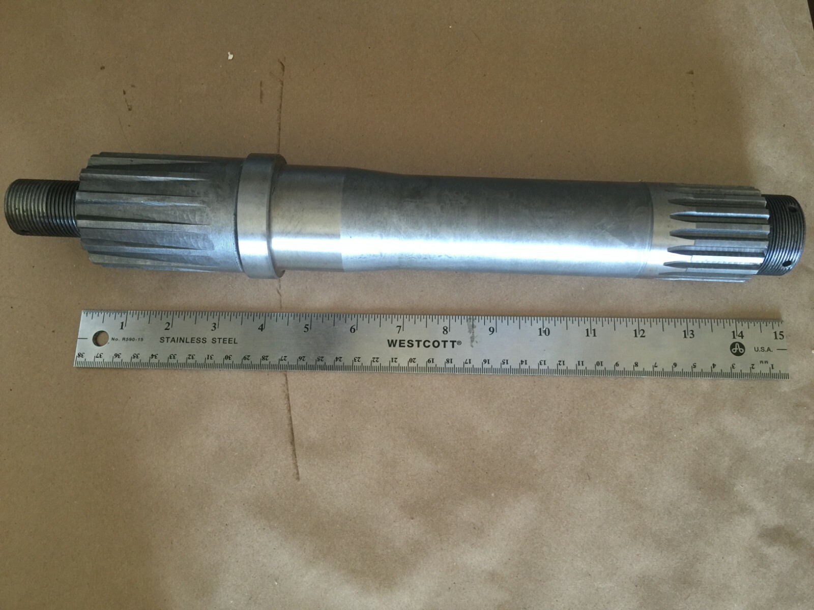 Servis Rhino Output Shaft for 00769921 & 00769927 Gearboxes, 00770728 (02-076)