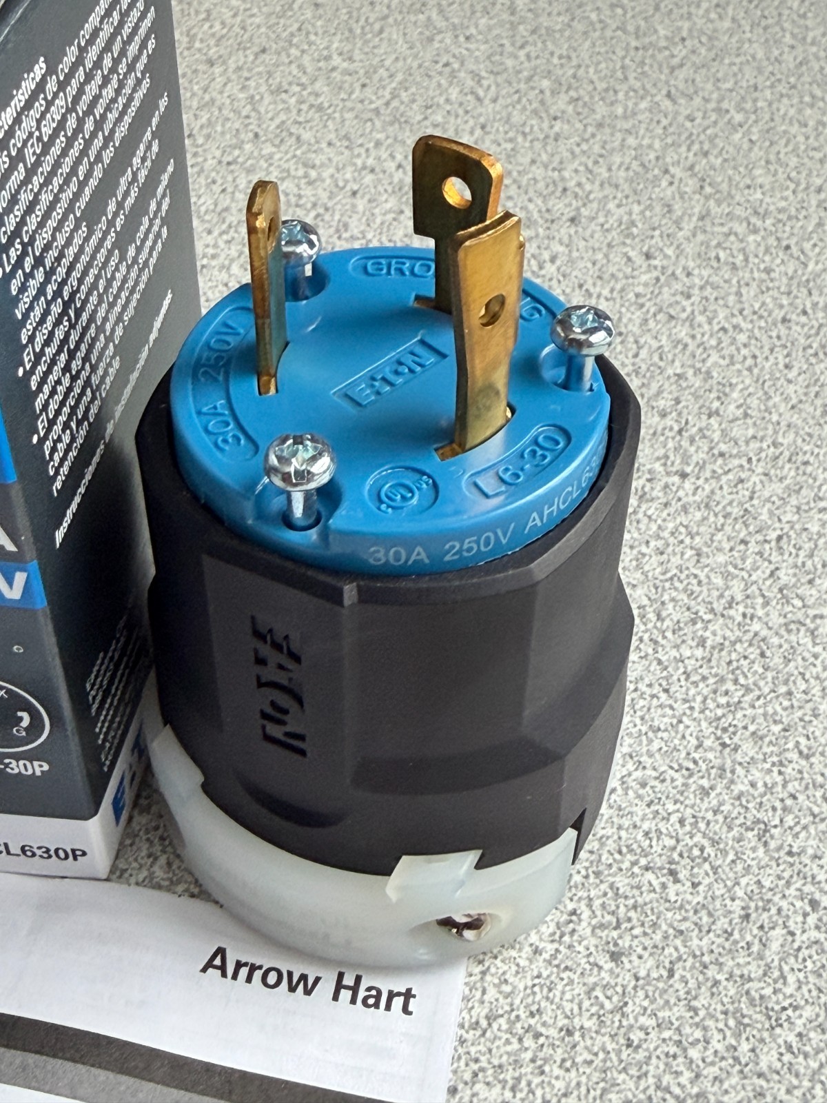 NEW Eaton Arrow Hart AHCL630P Locking Plug L6-30P 30A 250V 2P 3W Blue Ultra Grip