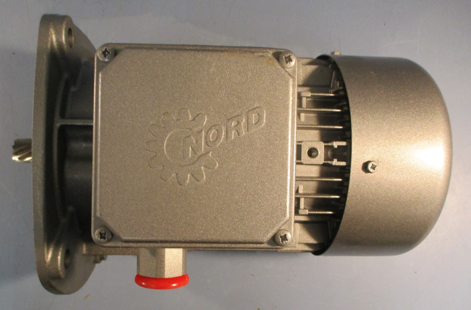Nord SK 90L/4 CUS 3-Phase Motor 1660RPM 230/460V 1.50 kW 2.00HP NOS