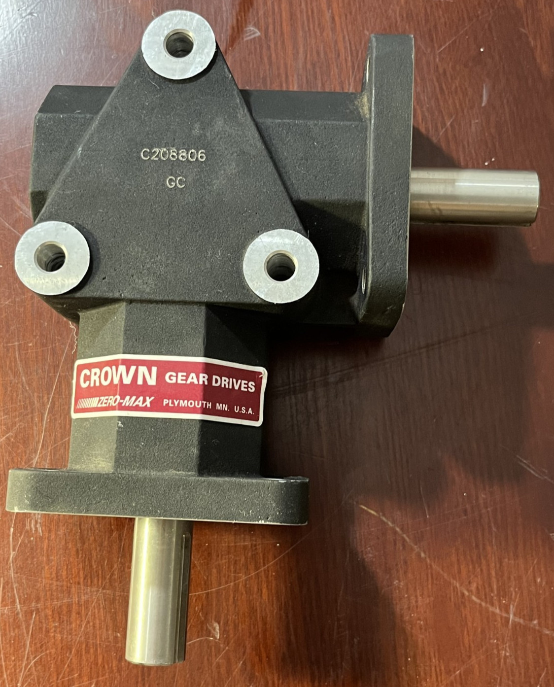 Crown C208806 GC 3/4″ 2-Way 90 Deg Gear Drive (Box 26-041)