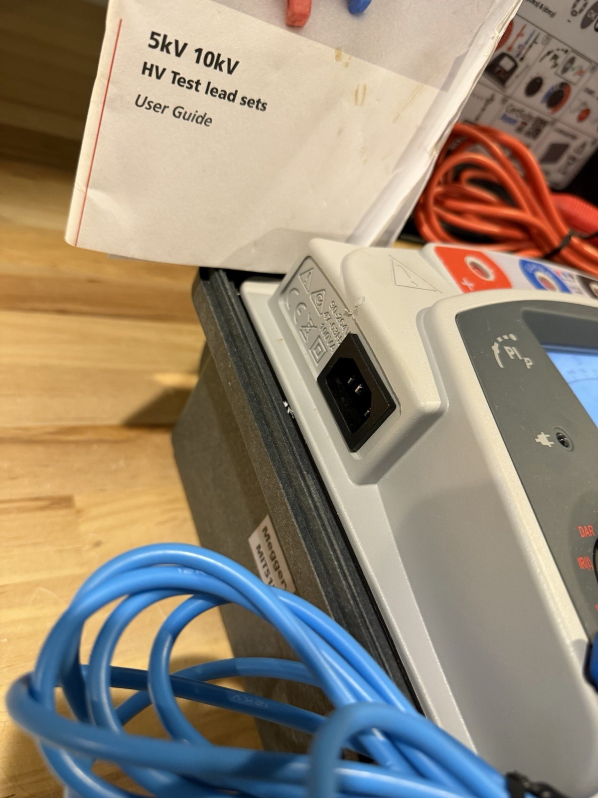 MEGGER MIT515 5KV INSULATION TESTER W/ LEADS & CHARGER (TESTED) FREE SHIPPING