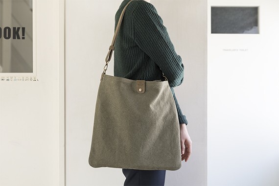 TRAVELER’S FACTORY Canvas Shoulder Bag M Olive W36.5xH35.0cm,W14.3xH13.7in