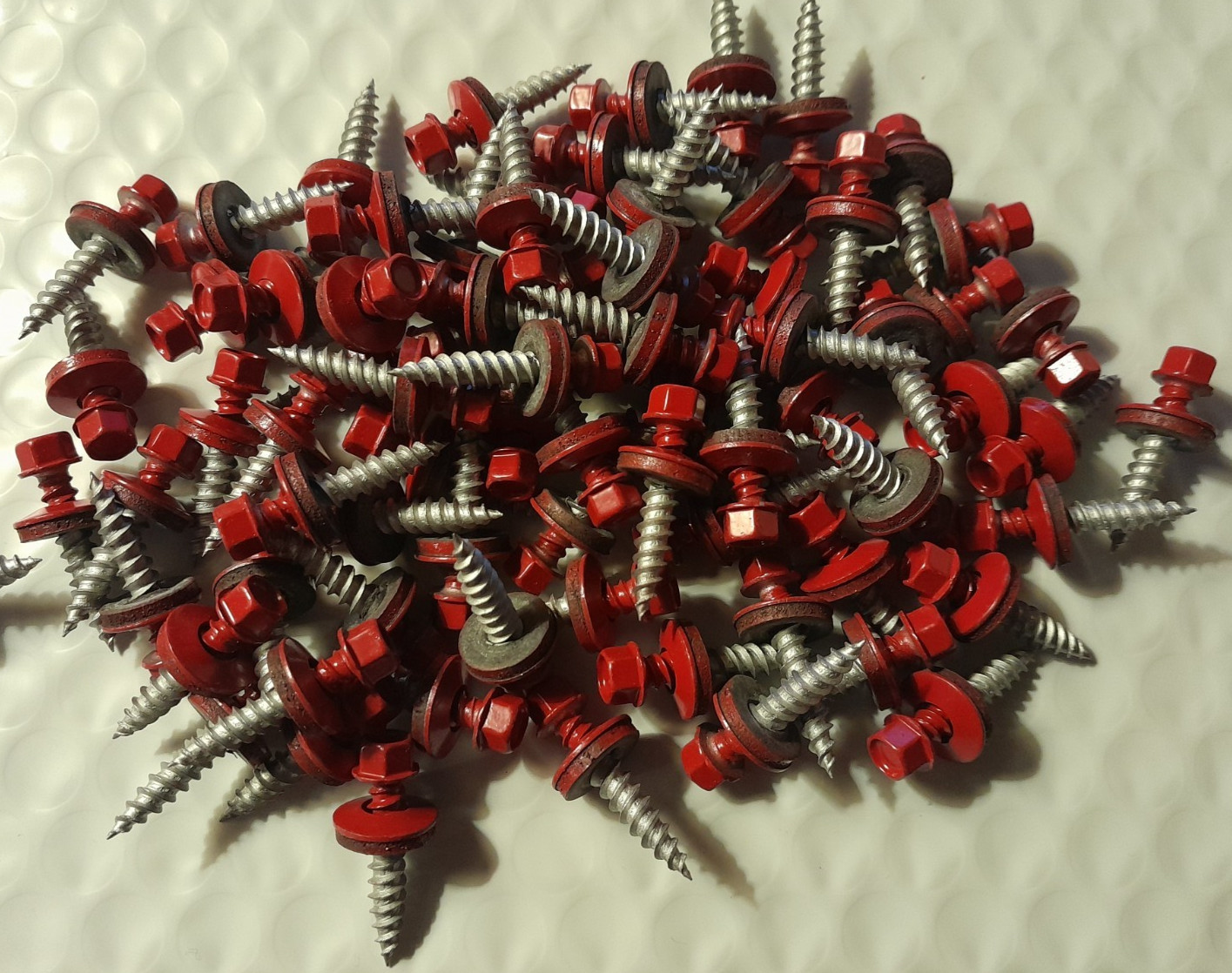 #10 x 1″ Barn Red siding /roofing screws, metal to wood, Barn red, select qty