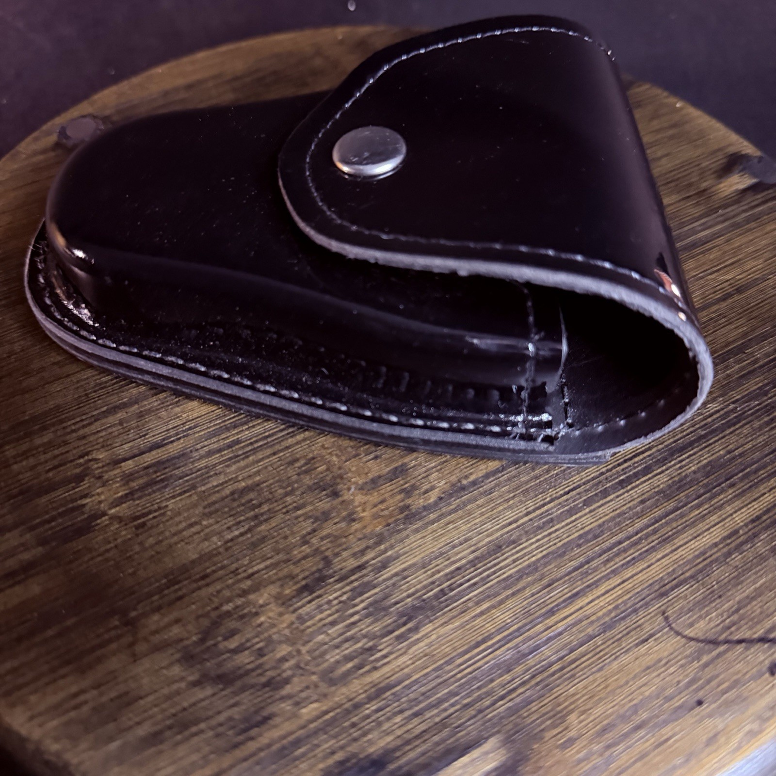 Gould & Goodrich Handuff Case Black High Gloss Leather Nickle Snap H71