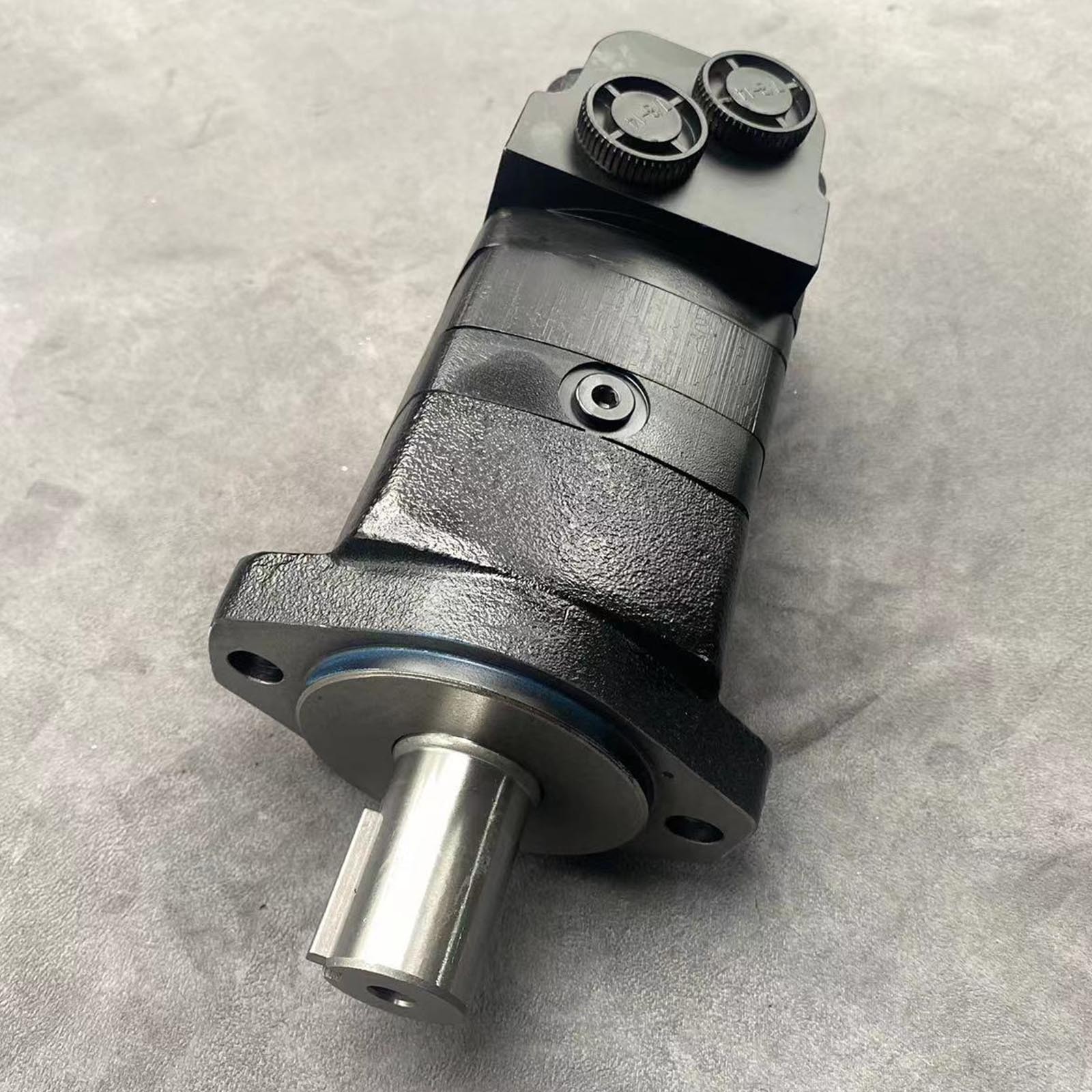 New Hydraulic Motor for Ammbusher Shredder Skid Steer BC601 300160A0120AJAAD