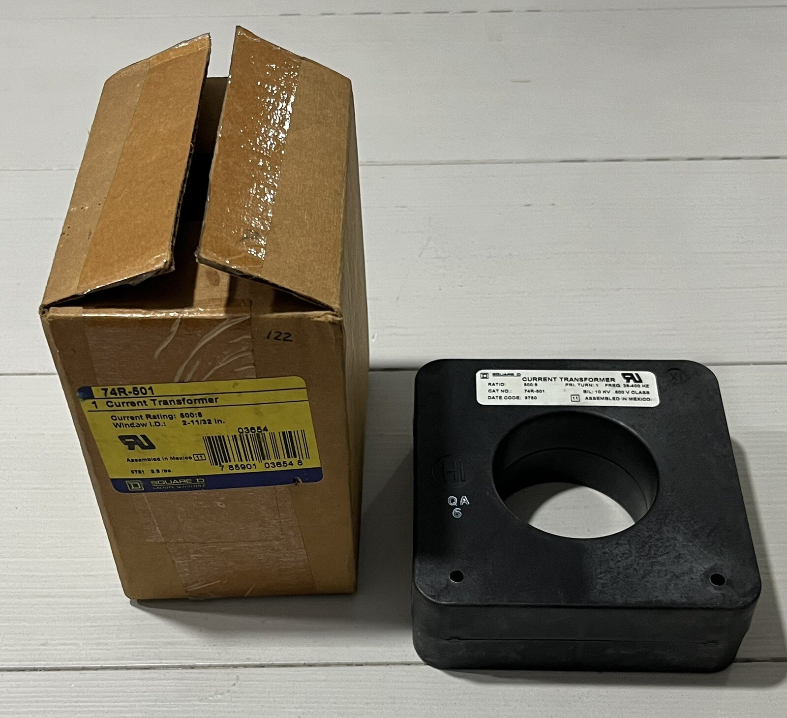 SQUARE D 74R-501 CURRENT TRANSFORMER 500:5 RATIO 600V