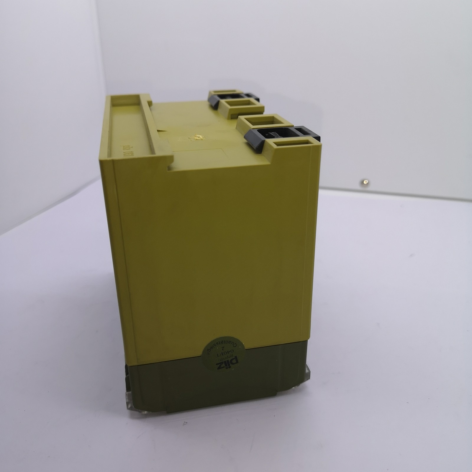 Pilz 474894 PNOZ 3 Safety Relay