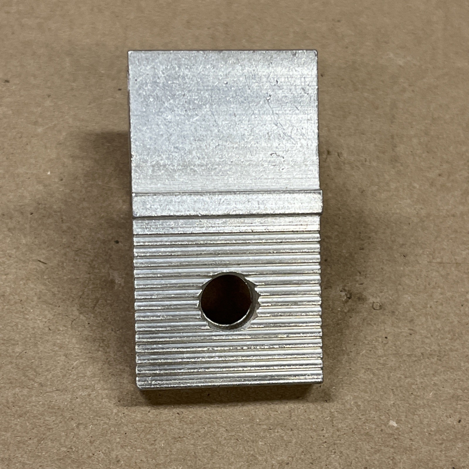 CMC AB500-1 Mechanical Aluminum Box Lug 500kcmil 1 Electric Conductor Cu9al