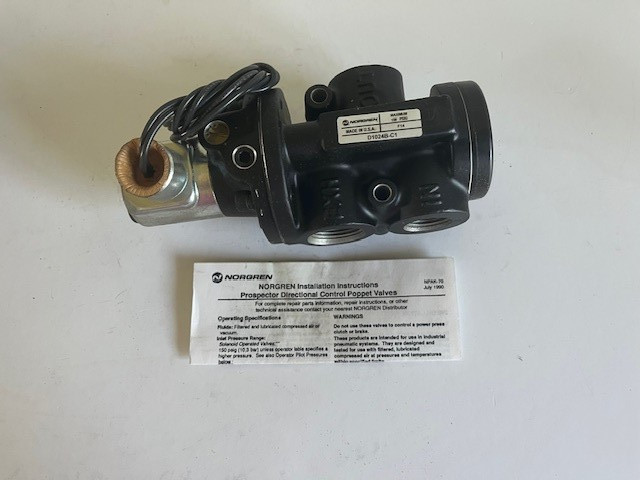 Norgren D1024B-C1 Poppet Solenoid Valve 3 Port 2 Position Normally Closed NEW