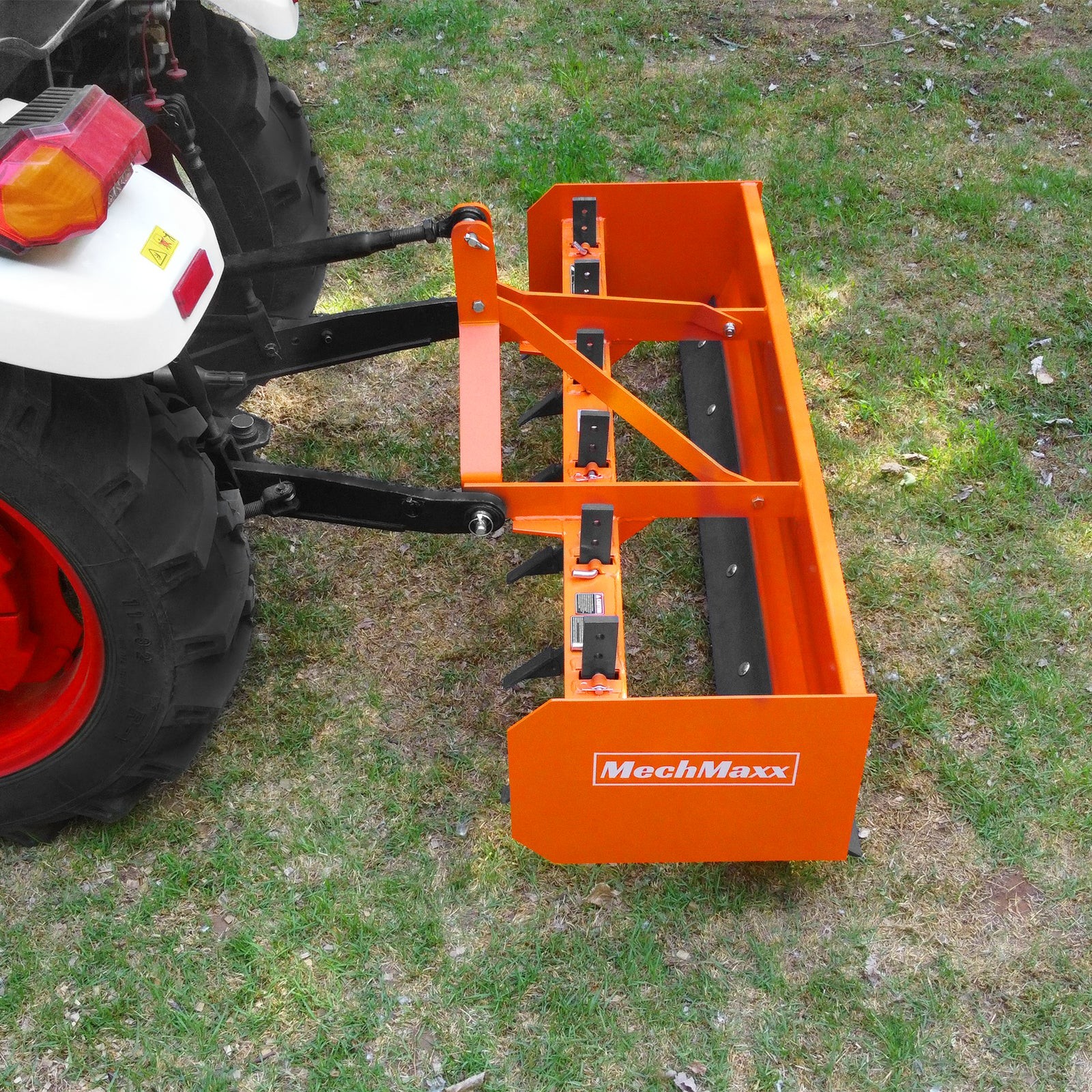 MechMaxx 72″ Tractor Box Blade Scraper Attachment 3 Point Hitch 20HP-50HP, BB72