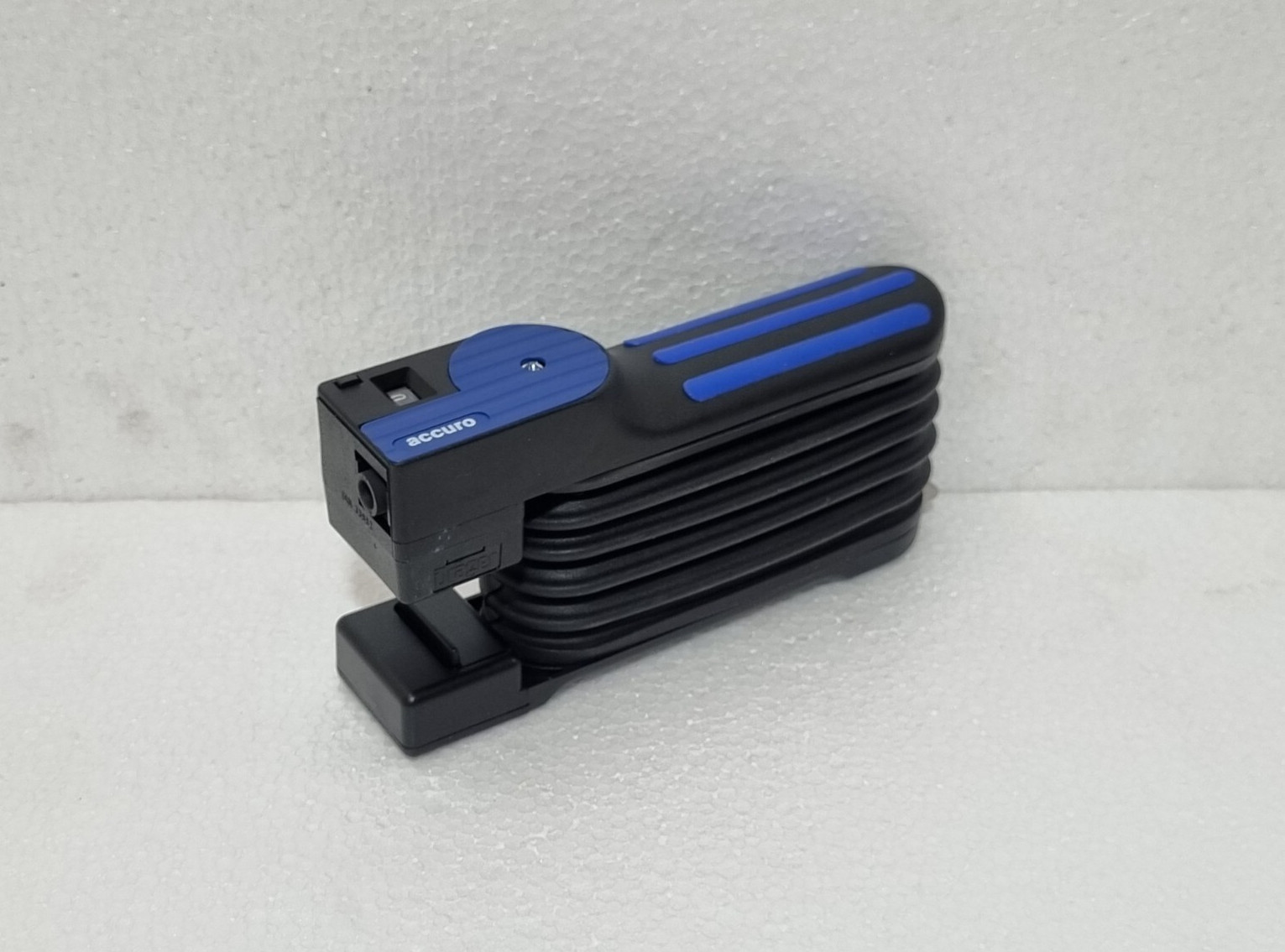 DRAGER ACCURO GAS DETECTOR PUMP 6400000, WITH TUBE OPNER AND EXTENSION HOSE