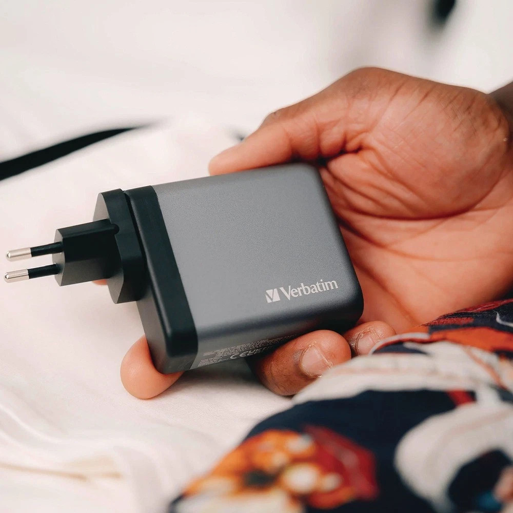 Verbatim 32203 140 W 4-Port GaN Wall Charger – Black/Gray New