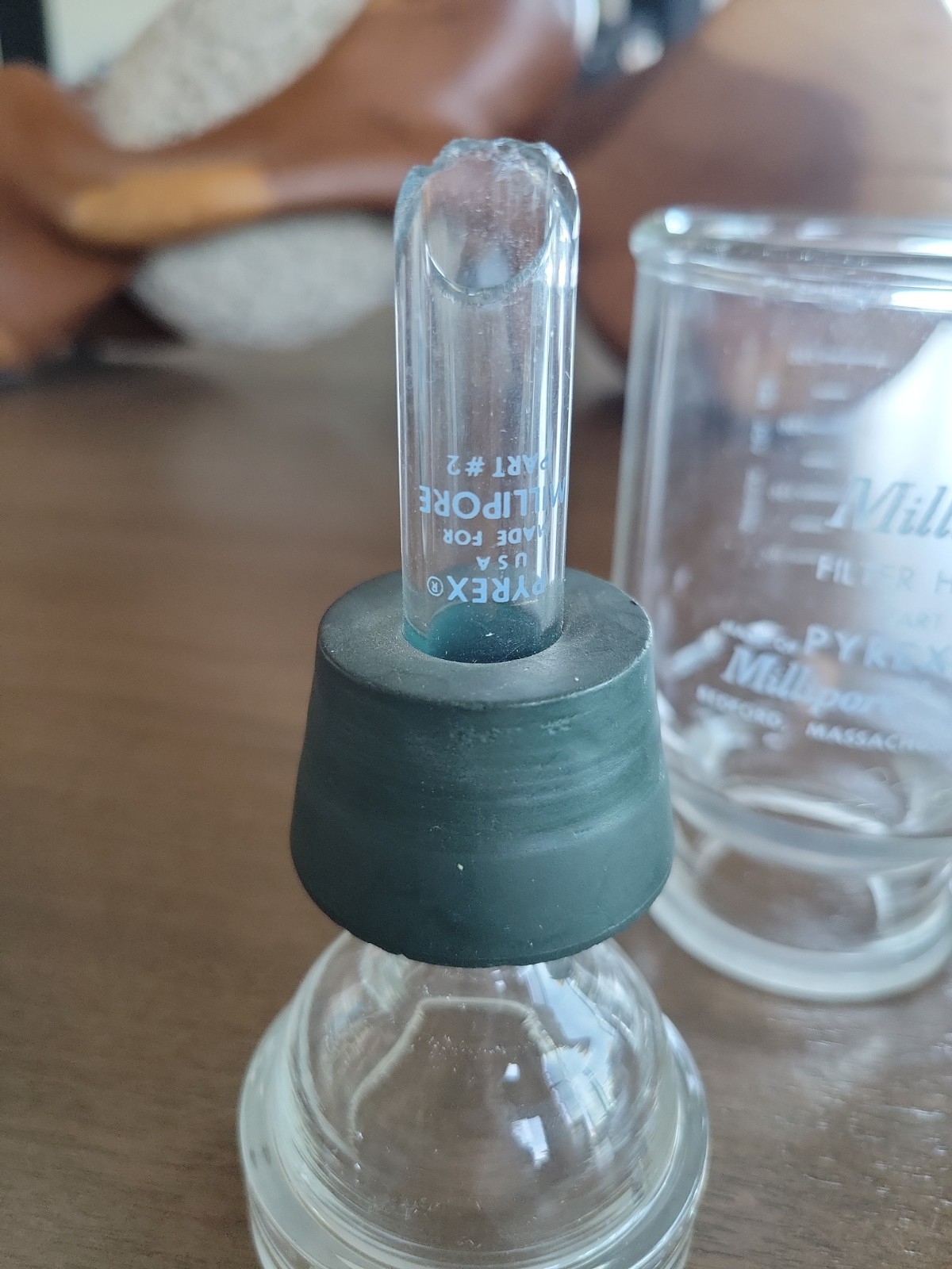 Millipore Pyrex #4 300mL Glass Funnel and PYREX Part #2 Funnel Filter 343