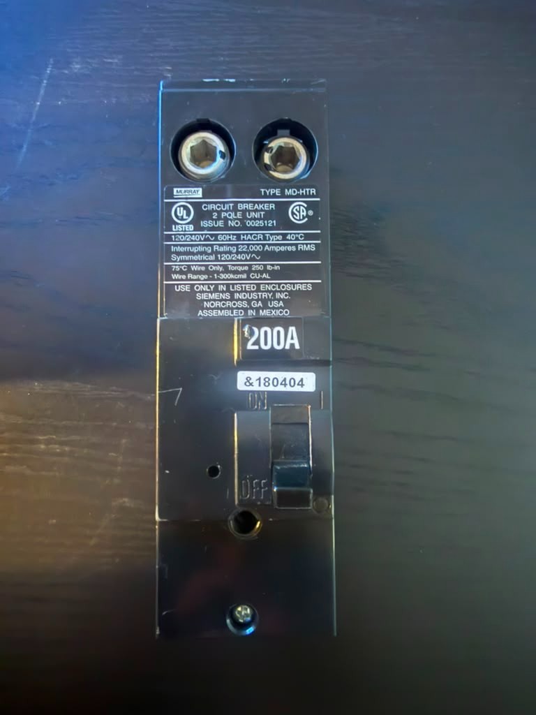 SIEMENS QN2200R 200 Amp 2 Pole 240 Volt Circuit Breaker New in Box