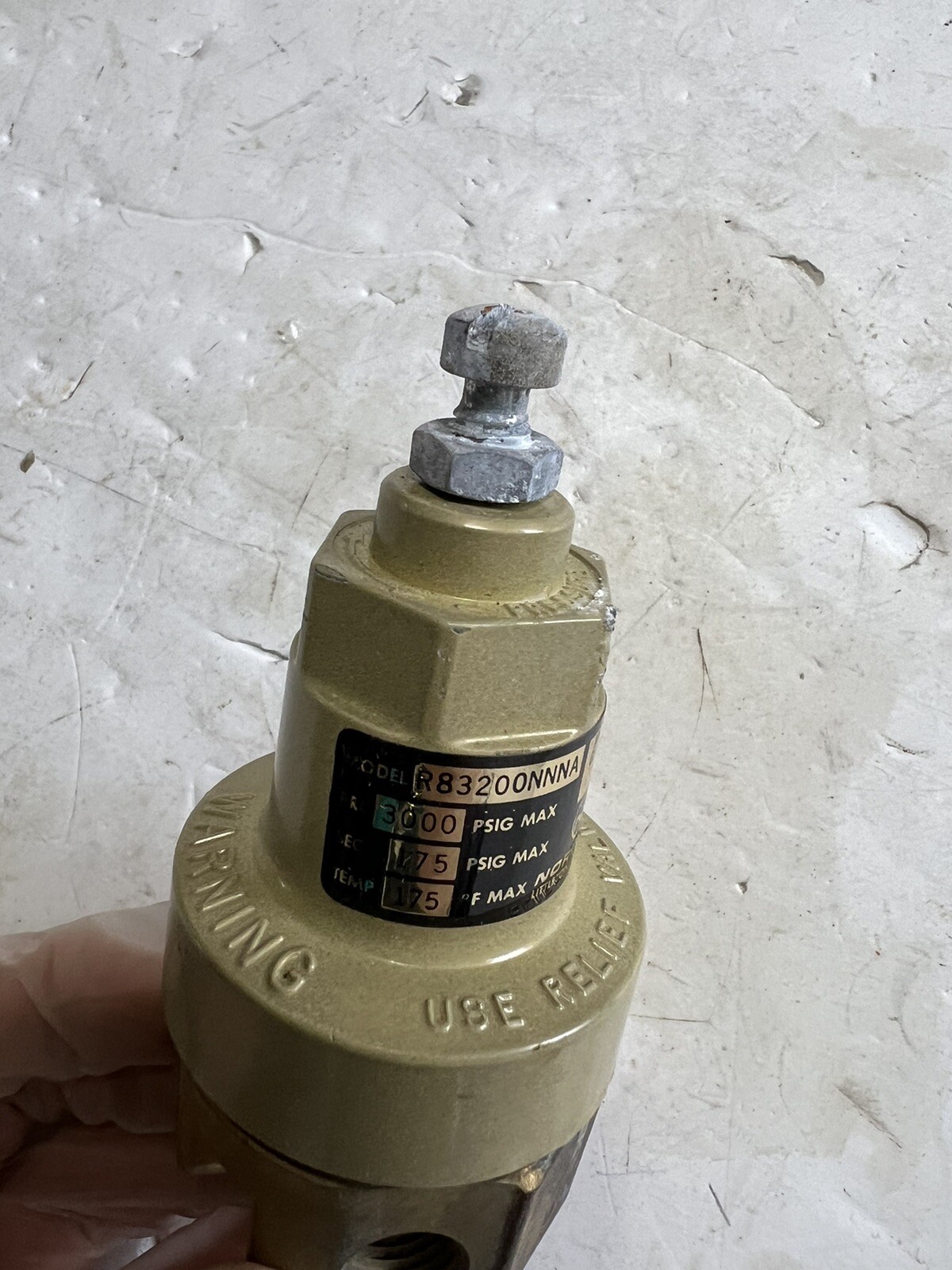 Norgren Relief Valve 3000 PSIG,型号:R83200NNA,全新旧货-
