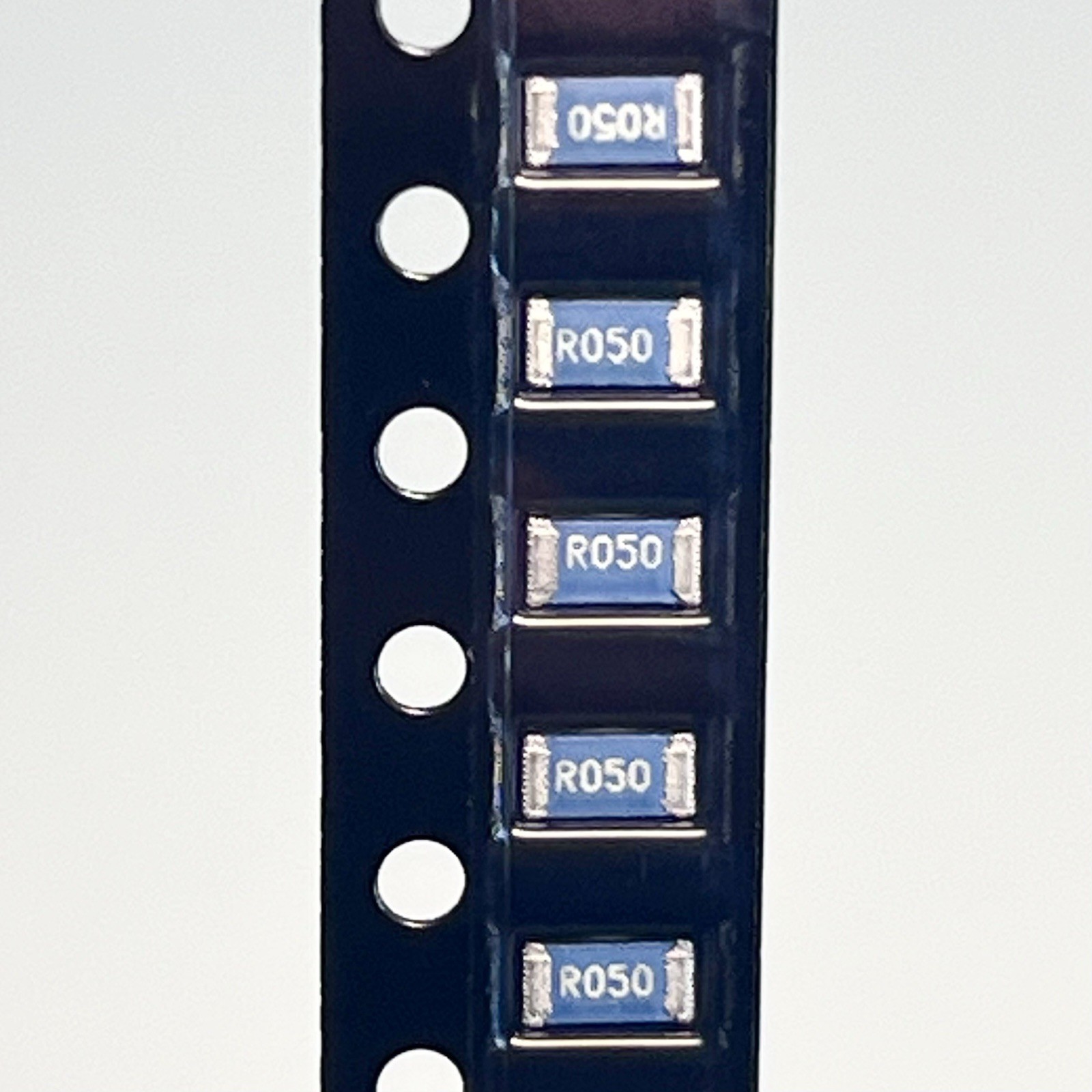 [1x] LR 1206 TT Electronics 50mΩ 1/2W 1% TK100 Low Value Flat Chip Resistor SMD