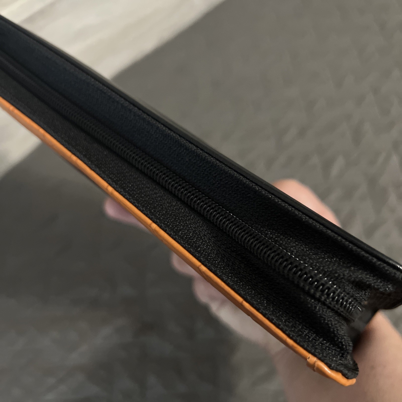 Franklin Covey 365 Classic 6-Ring Binder Organizer Black Orange Crocodile Zip