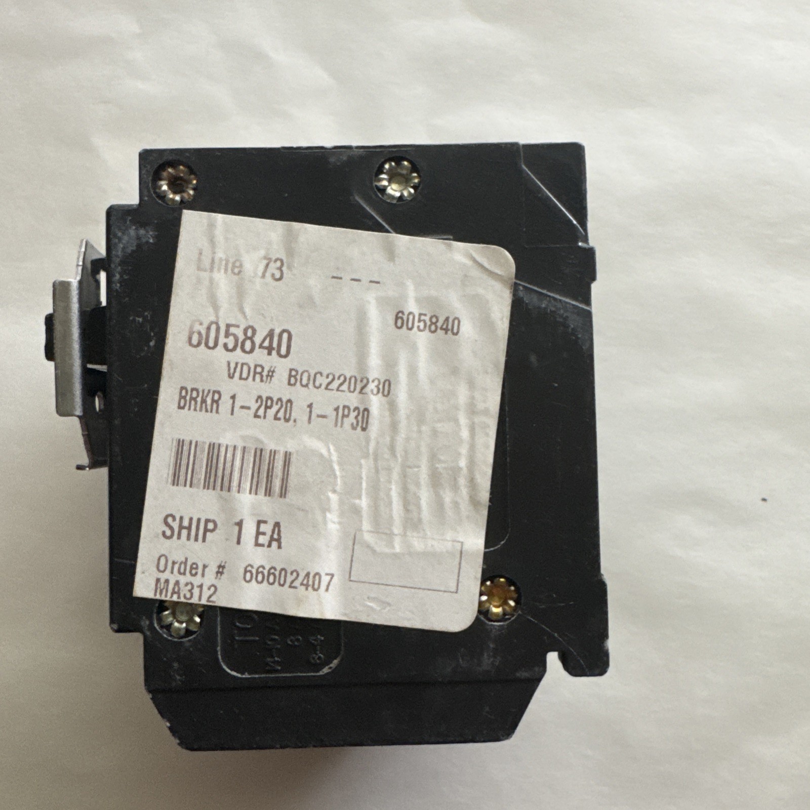 NEW Eaton BQC220230 120/240VAC 20 to 30A Quad Circuit Breaker Common Trip